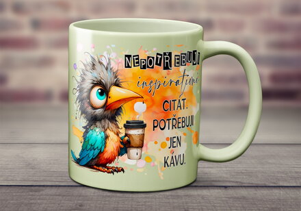 Pastelový keramický hrnek Potřebuji kávu